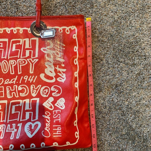 Red Poppy Coach Tote Bag - Picture 7 of 11